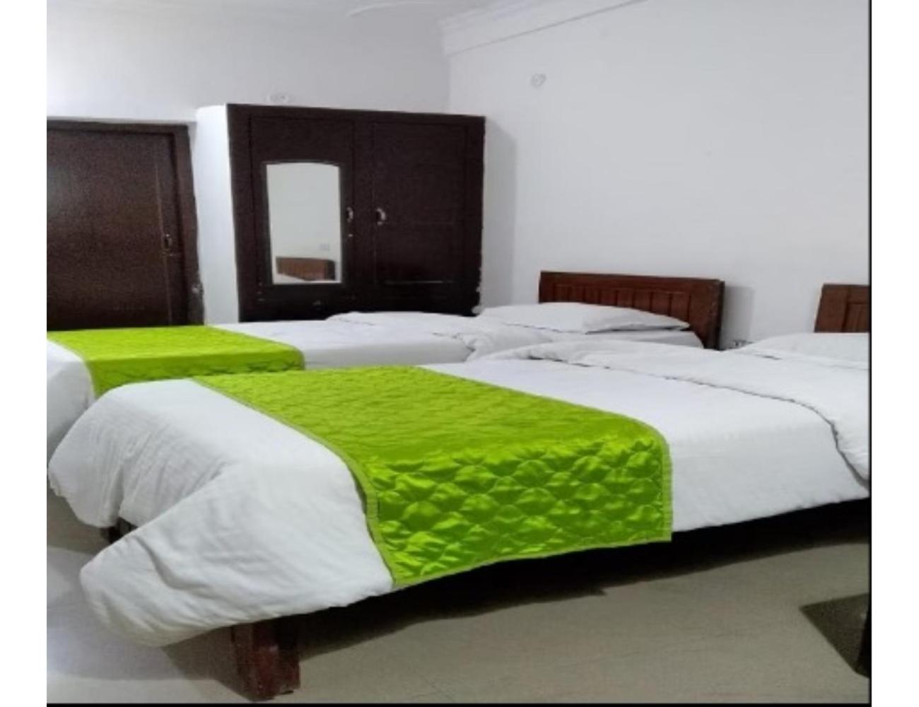 Hotel Mamta Palace, Kushinagar Ngoại thất bức ảnh